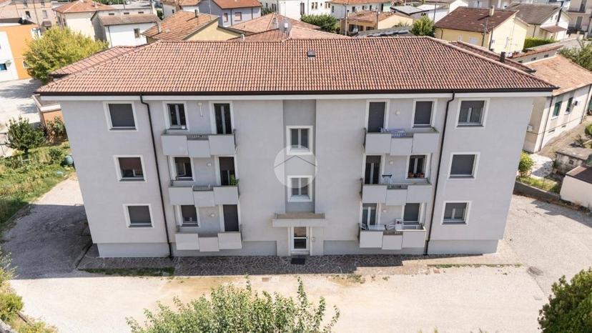 Trilocale via G.Pascoli 28, Cerese, Borgo Virgilio — foto 5 di 21
