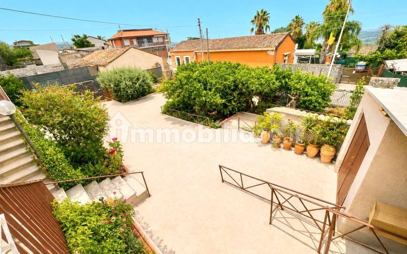 Terratetto plurifamiliare 180 m², da ristrutturare, Santa Venera Portosalvo, Mascali — foto 4 di 35