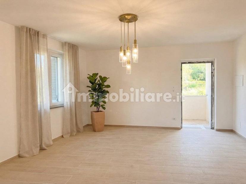 Trilocale via Caresana Vecchia, Riccò del Golfo di Spezia — foto 3 di 12