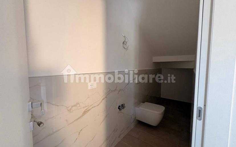 Quadrilocale via Caresana Vecchia, Riccò del Golfo di Spezia — foto 5 di 17