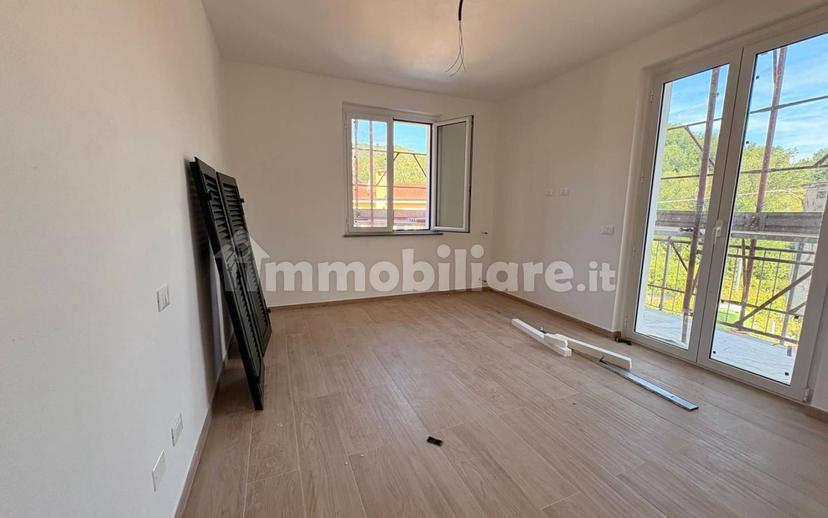 Quadrilocale via Caresana Vecchia, Riccò del Golfo di Spezia — foto 6 di 17