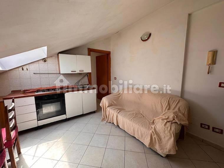 Trilocale via Enrico Palanza, Centro, Avezzano — foto 2 di 10