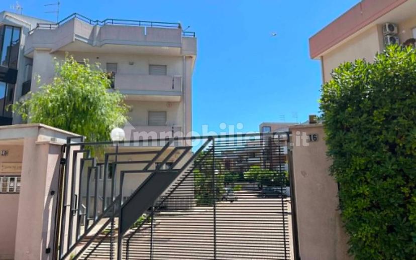 Quadrilocale via Giosuè Carducci 18, San Giorgio Ionico — foto 10 di 16