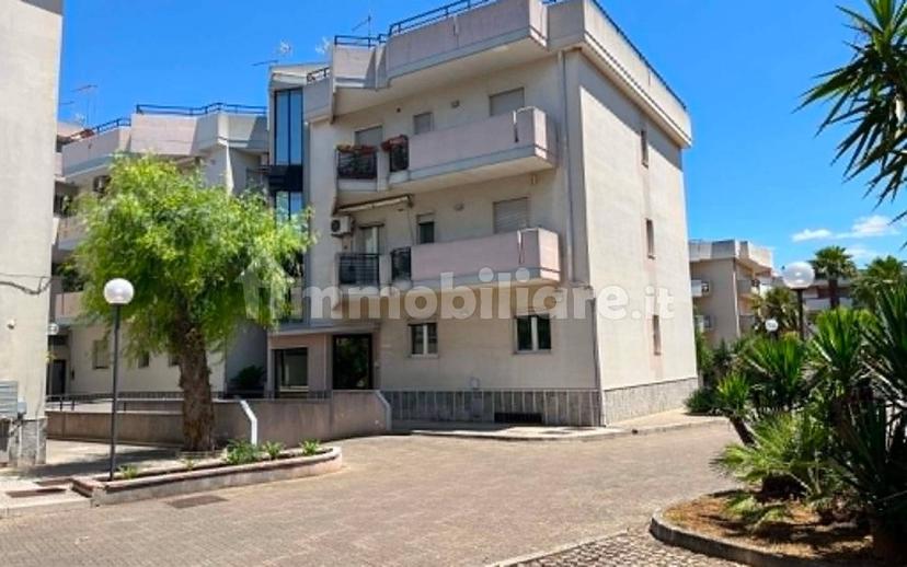 Quadrilocale via Giosuè Carducci 18, San Giorgio Ionico — foto 9 di 16
