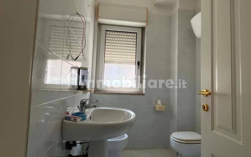 Quadrilocale via Giosuè Carducci 18, San Giorgio Ionico — foto 2 di 16