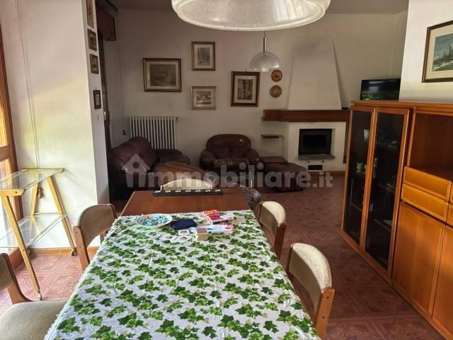 Villa unifamiliare, buono stato, 400 m², Centro, Casina — foto 4 di 14