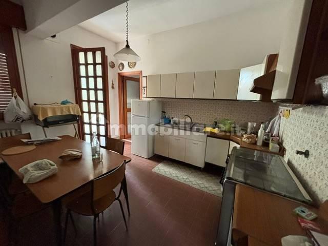 Villa unifamiliare, buono stato, 400 m², Centro, Casina — foto 9 di 14