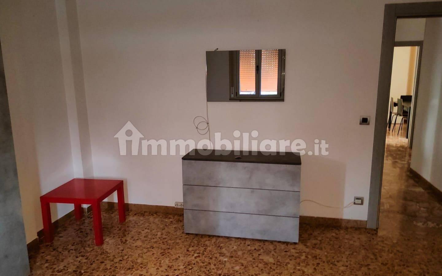 Appartamento viale Trento e Trieste, Gardenia, Reggio Emilia