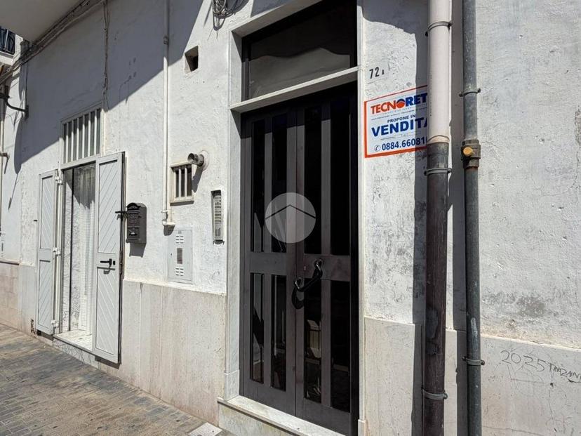 Quadrilocale corso Pietro Giannone, Centro, Monte Sant'Angelo — foto 9 di 15