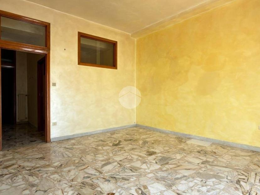 Quadrilocale corso Pietro Giannone, Centro, Monte Sant'Angelo — foto 6 di 15