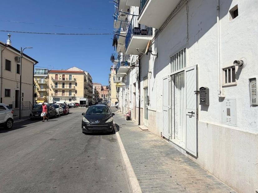 Quadrilocale corso Pietro Giannone, Centro, Monte Sant'Angelo — foto 4 di 15
