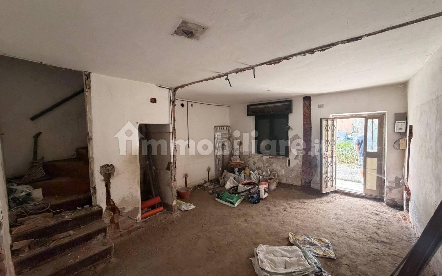 Terratetto unifamiliare piazza Libertà, Centro, Senna Lodigiana