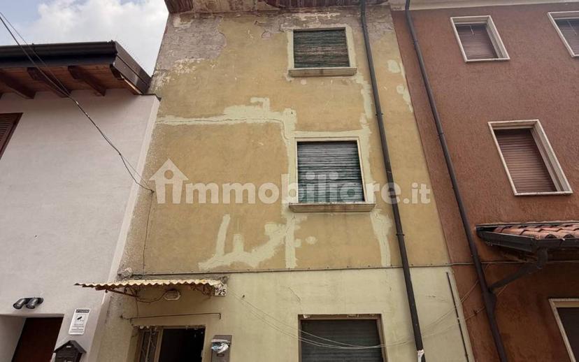 Terratetto unifamiliare piazza Libertà, Centro, Senna Lodigiana — foto 2 di 11
