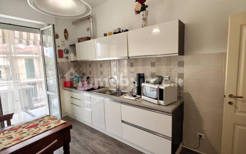Appartamento via Nazario Sauro, Centro, Albenga