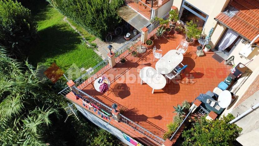 Terratetto unifamiliare via Vittorio Veneto, Comeana, Carmignano — foto 6 di 41