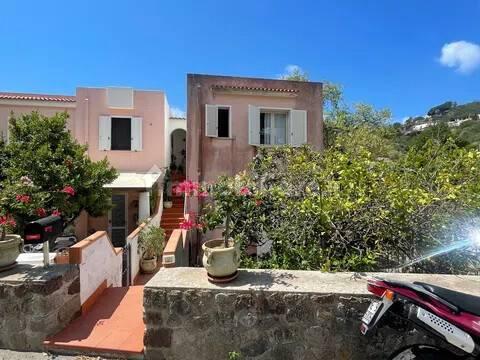 Bilocale via Torrente Valle No Number, Lipari — foto 40 di 44