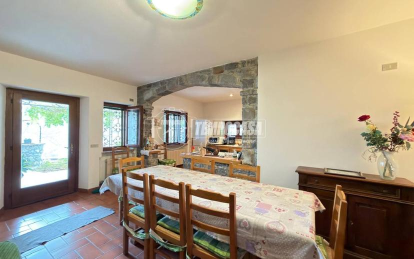 Villa unifamiliare via Calchere, Centro, Tavernola Bergamasca — foto 16 di 31