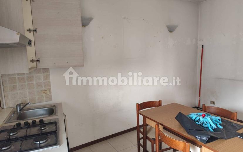 Bilocale piazza Conciliazione, Centro, Treviolo