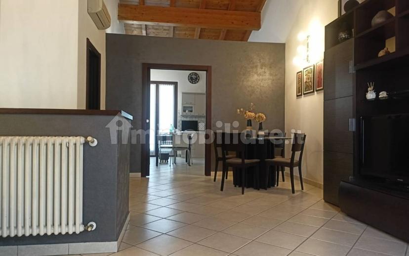 Villa unifamiliare via Maria Grazia Cutuli, Vigolzone — foto 2 di 35