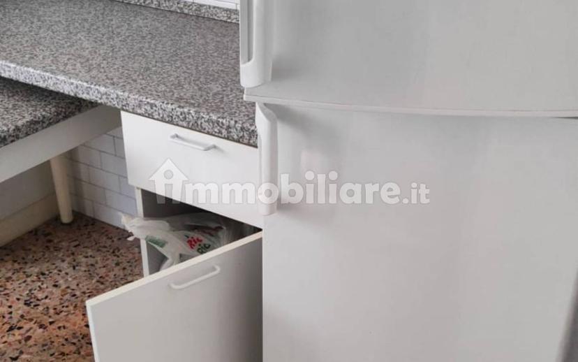 Trilocale buono stato, secondo piano, Gardenia, Reggio Emilia — foto 7 di 14