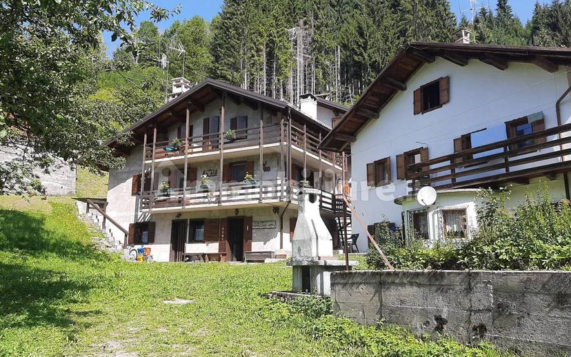 Trilocale Piaz, Vallada Agordina — foto 14 di 47