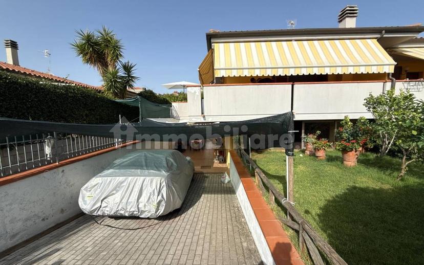 Villa bifamiliare via dei Pioppi, 167 Ovest, Campi Alti, Follonica — foto 35 di 46