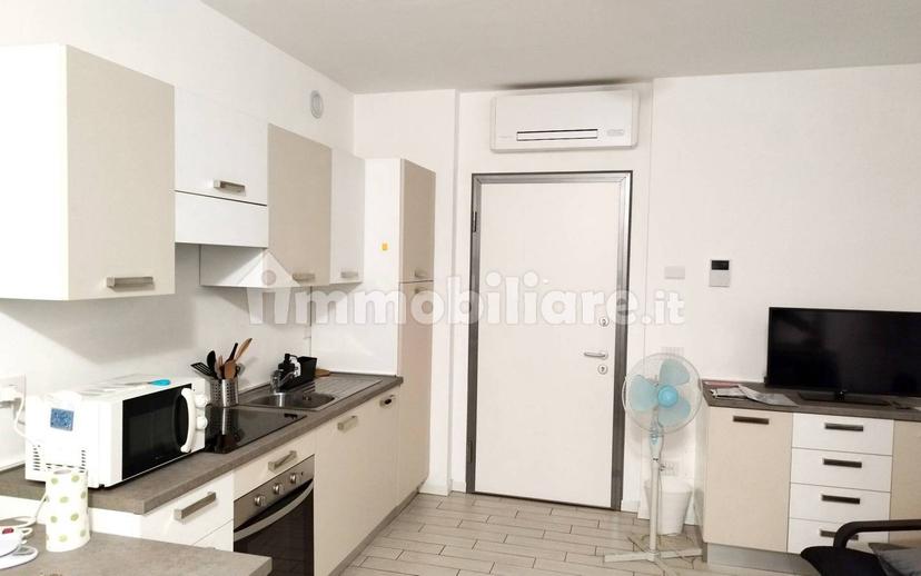 Monolocale via Federico Confalonieri 124, Villasanta — foto 3 di 14