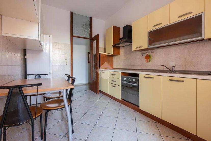 Bilocale via Nizzolina 7, Castellanza — foto 2 di 21
