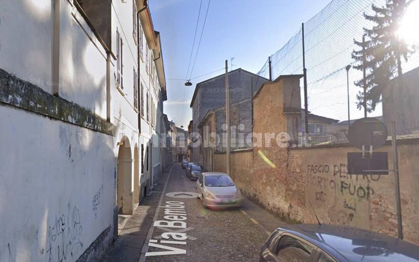Villa plurifamiliare via Brembo, Cristo Re, Cremona
