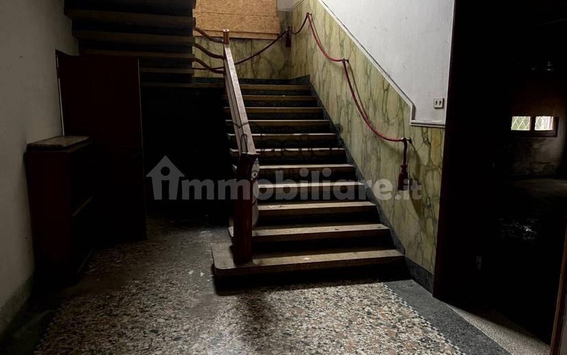 Villa unifamiliare, da ristrutturare, 500 m², Centro, Mogliano Veneto — foto 2 di 31