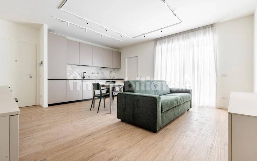 Bilocale via Popoli Uniti, 11, Rovereto, Milano — foto 2 di 32