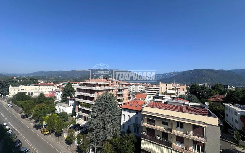 Attico viale Venezia 22, Centro, Bassano del Grappa — foto 8 di 32