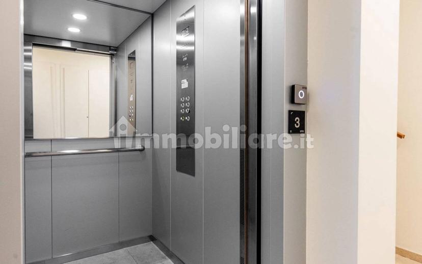 Bilocale via Popoli Uniti, 11, Rovereto, Milano — foto 27 di 32