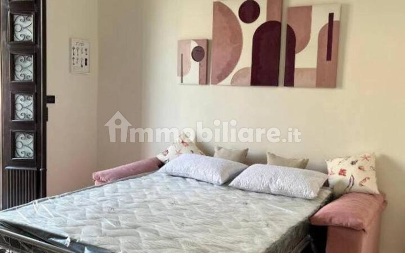 Bilocale via Duca della Vittoria 29, Locri — foto 2 di 12