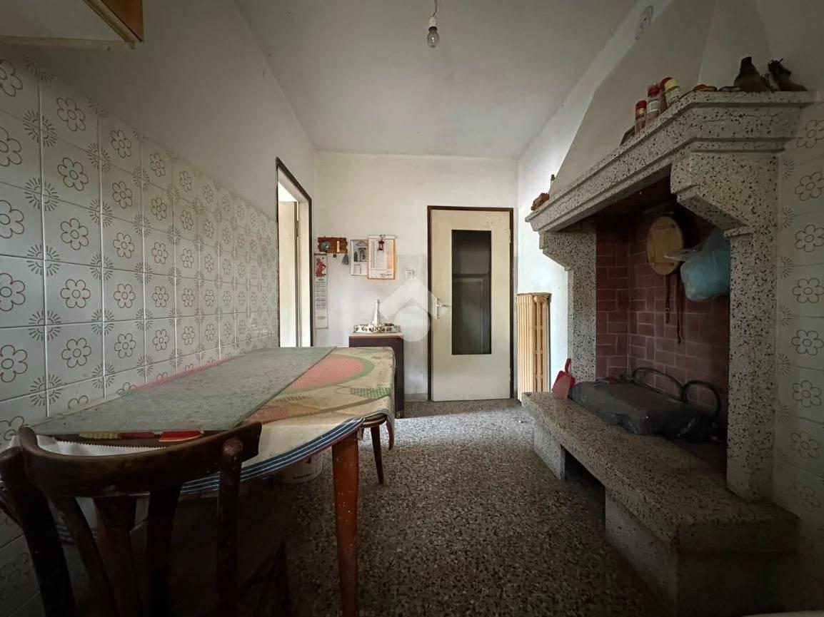 Casa colonica via dei Bandi 27, Centro, Tregnago
