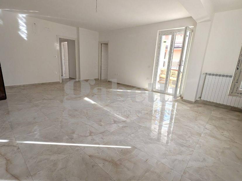 Quadrilocale via Libero Bovio 17, Villa di Briano — foto 10 di 19