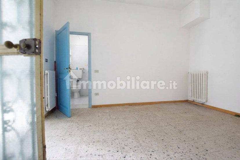 Bilocale via Vittorio Veneto 25, Altipiano, Mondovì — foto 2 di 10