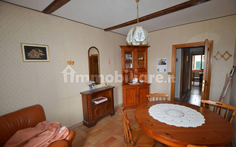 Appartamento da ristrutturare, secondo piano, Poggio San Marcello — foto 8 di 13