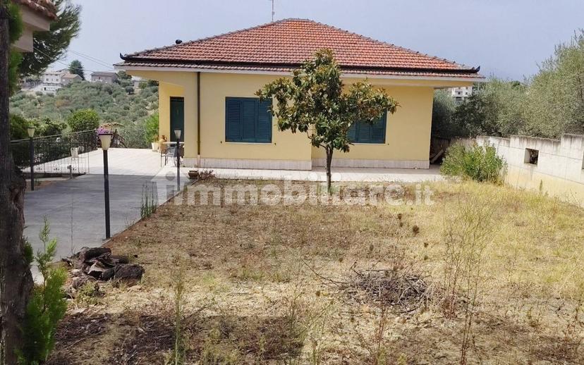Villa unifamiliare via Fonte Alzano, Città Sant'Angelo — foto 10 di 30
