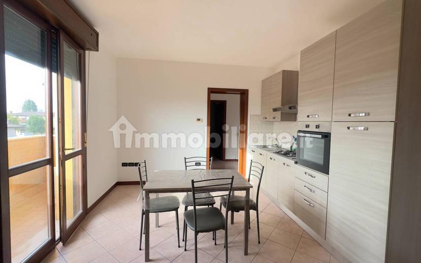 Bilocale buono stato, secondo piano, Centro, Moglia — foto 5 di 7