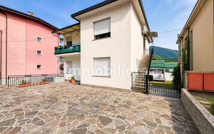 Trilocale via Provinciale, Centro, Albino — foto 15 di 15