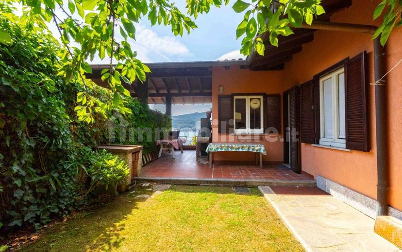 Villa bifamiliare Lungolago Dino Ciani, 31, Centro, Ranco — foto 23 di 43