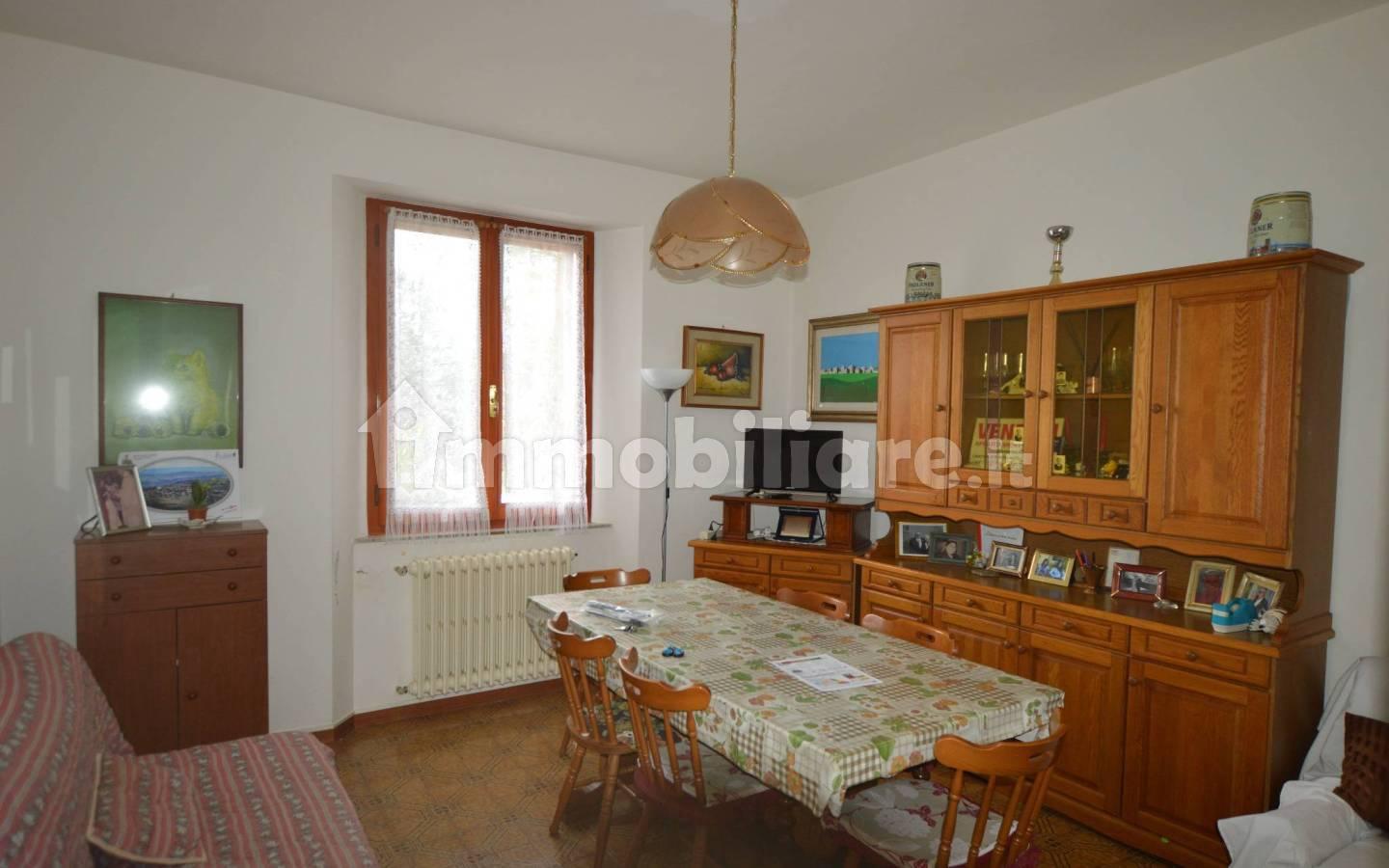 Quadrilocale buono stato, Centro, Rosora