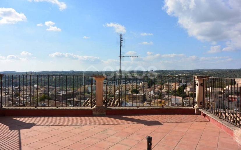 Terratetto unifamiliare Ronco Giusti 1, Centro, Noto — foto 2 di 18