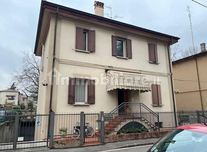 Villa unifamiliare, buono stato, 246 m², Bologna — foto 5 di 10
