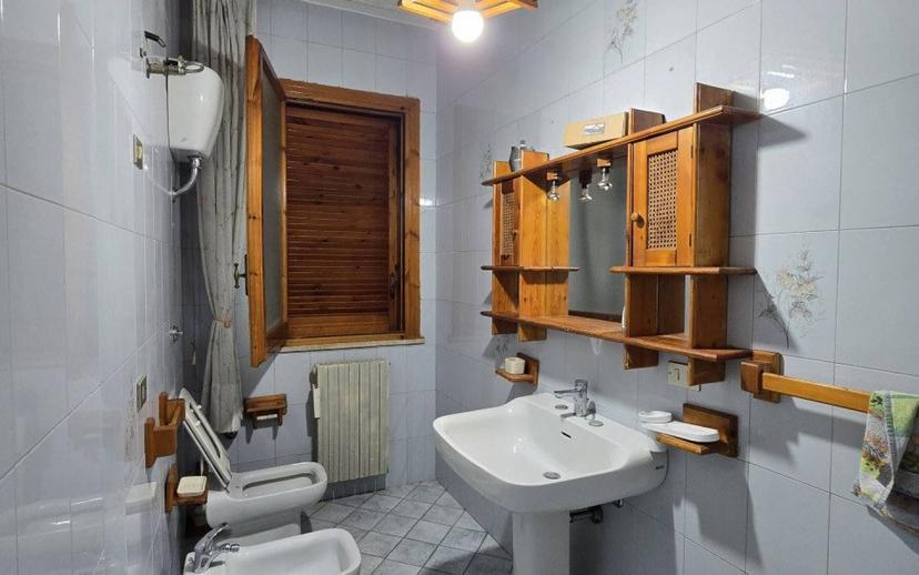 Villa unifamiliare via Luigi Mariano, Leuca, Lecce — foto 24 di 77