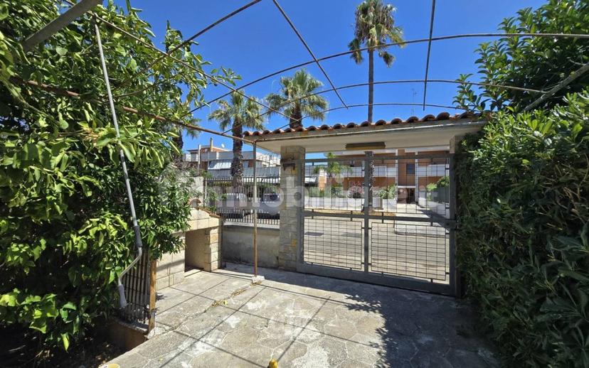 Villa unifamiliare via Luigi Mariano, Leuca, Lecce — foto 74 di 77