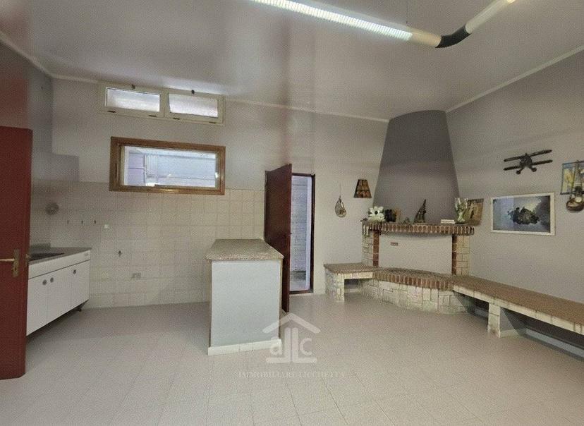 Villa unifamiliare via Luigi Mariano, Leuca, Lecce — foto 46 di 77