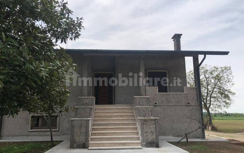 Villa unifamiliare via Antonio Canova, Brendola — foto 2 di 6