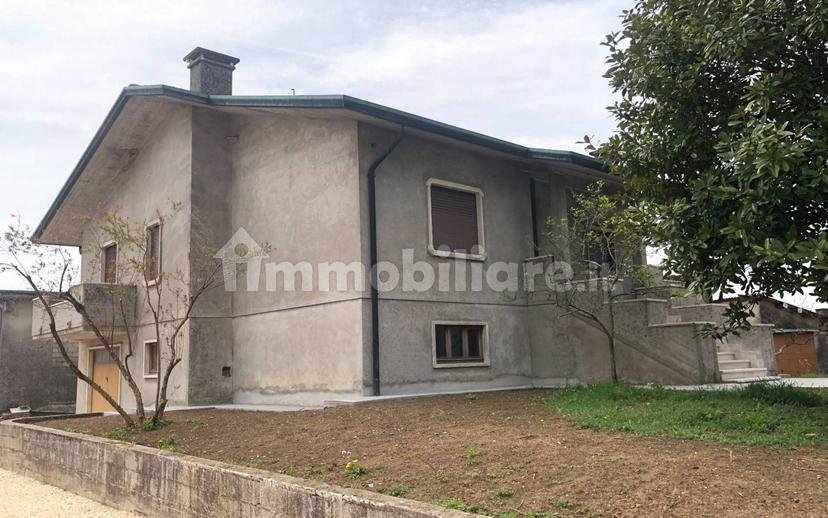 Villa unifamiliare via Antonio Canova, Brendola — foto 5 di 6